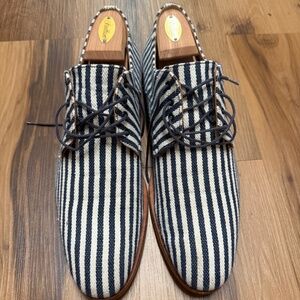 Taft Kennedy shoes in stripes